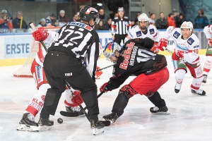 EBEL Eishockey Red Bull Salzburg vs EC KAC